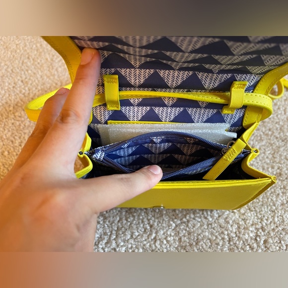 Stella & Dot Bright Yellow Funky Crossbody Purse - Picture 6 of 6